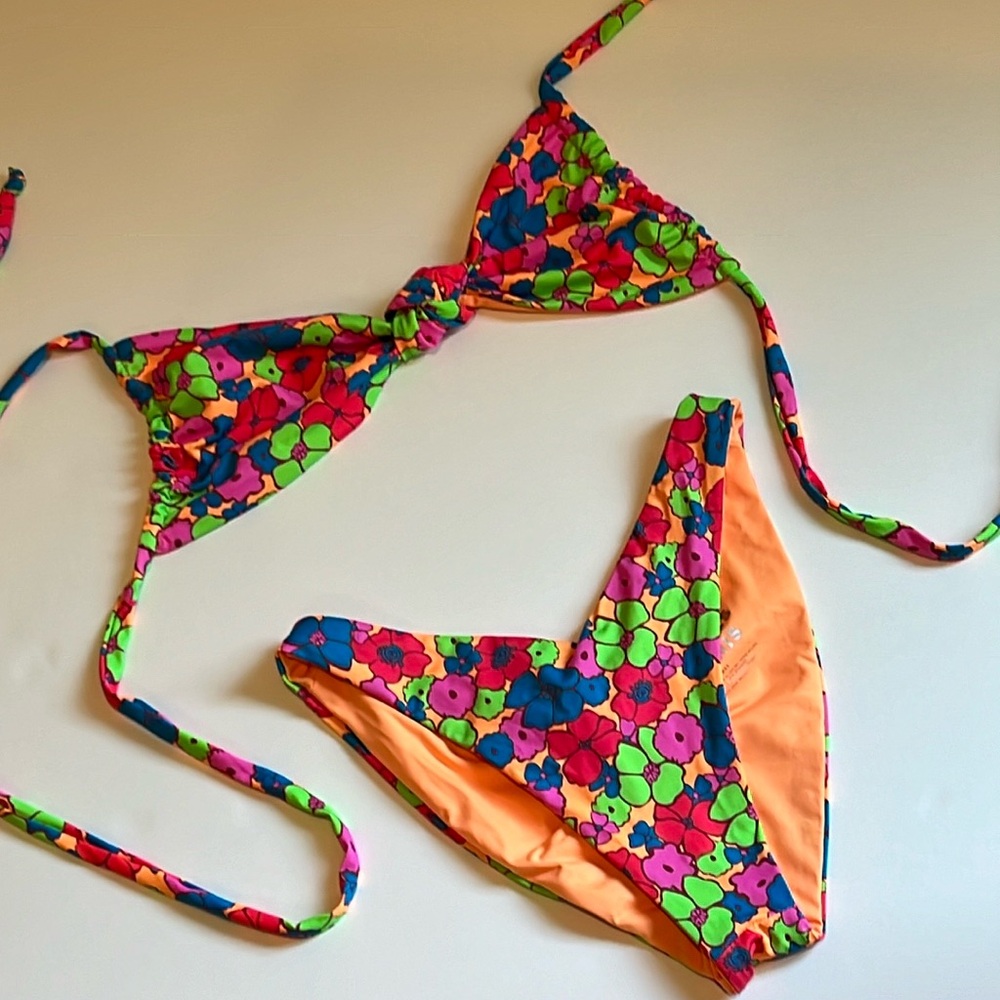 Frankie’s Bikini